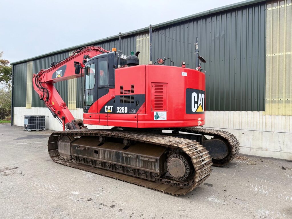 Caterpillar 328DL CR 10900hours brand new fitted caterpillar undercarriage piped for breaker and rotating circuit very good clean condition £34500