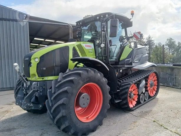 Featured Tractor Dealer Website Design: Hawkes Agri Sales